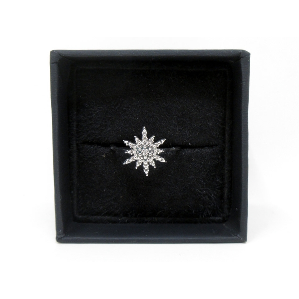 New Starburst Ring with Diamond Center