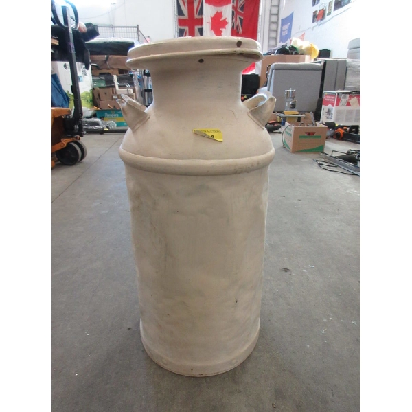 Vintage Metal 10 Gallon Milk Can with Lid