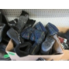 Image 1 : 4 Pairs of Customer Return Women's Winter Boots