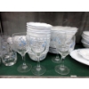 Image 3 : Set of Vintage Arcopal France "Romantique" Tableware
