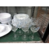 Image 5 : Set of Vintage Arcopal France "Romantique" Tableware