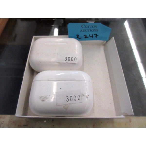 2 Air Pods Pro in Charge Cases - No Cables