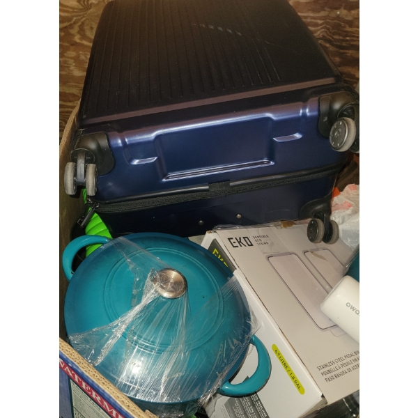 Skid Of Mixed Customer Return Merchandise