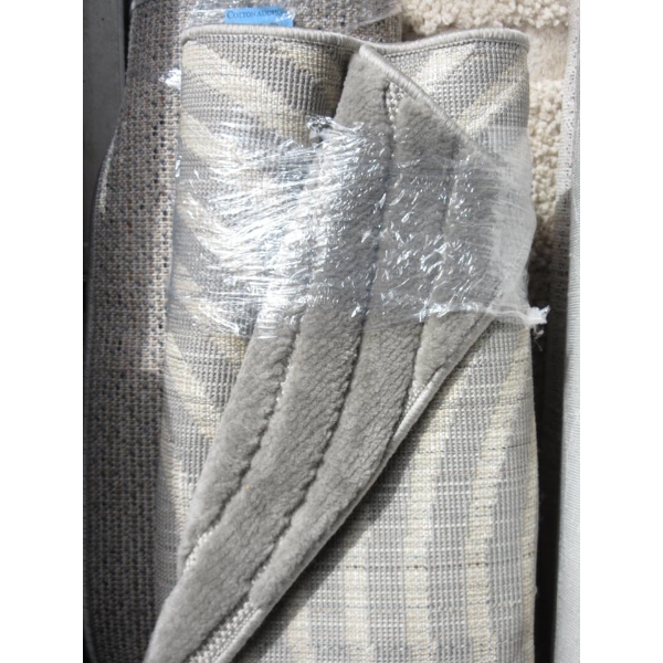 5' x 7'  Grey Soft Touch Sculpted Area Carpet 