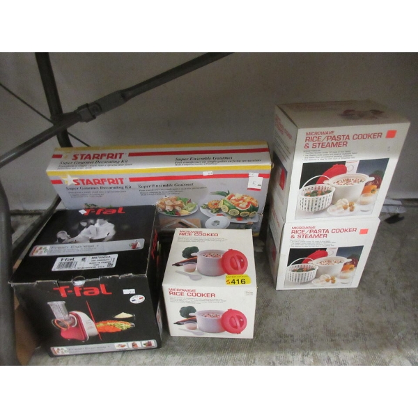 5 Small Kitchen Appliances in Boxes