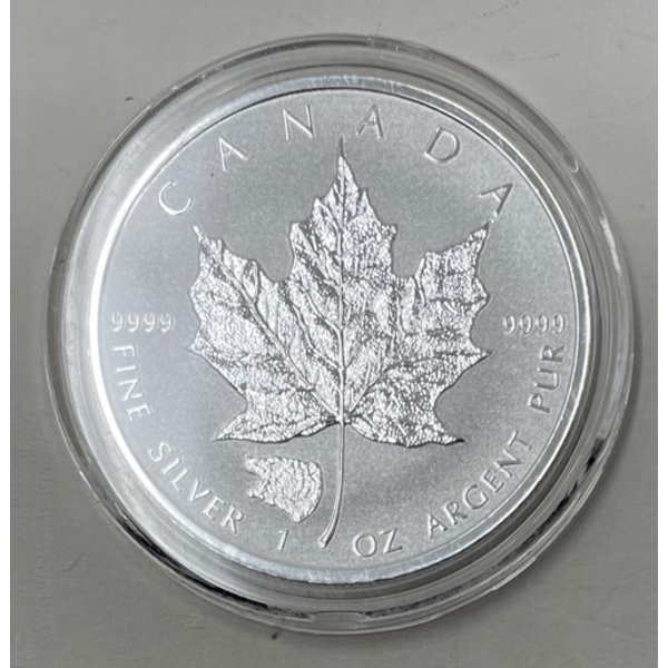 1 Oz .9999 Silver 2016 Maple Leaf Coin 