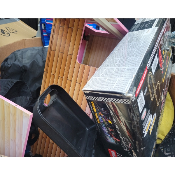 Pallet Of Varied Customer Return Goods