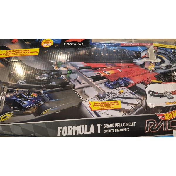 Customer Return Formula 1 Grand Prix Circuit