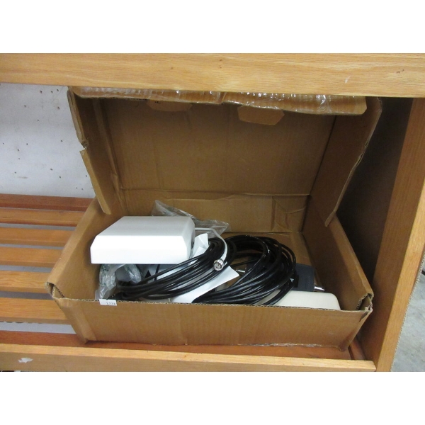 Cell Phone Signal Booster - Customer Return