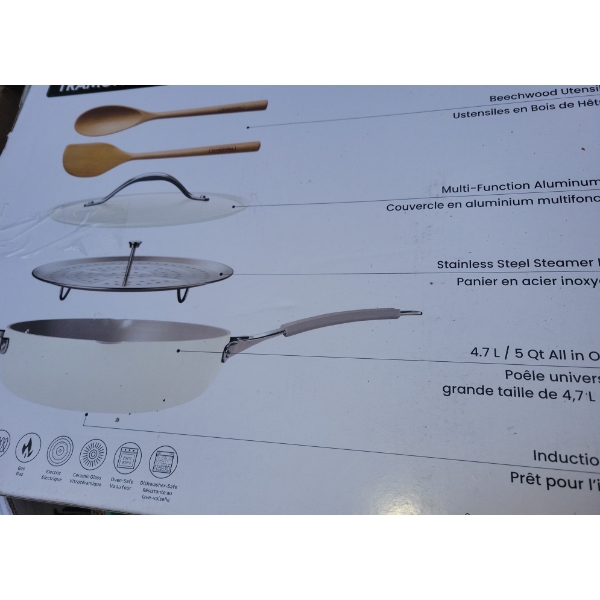 Cookware Pot With Steamer and Utensils