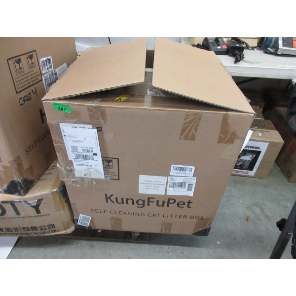 Kung-Fu  Self-Cleaning Litter Box