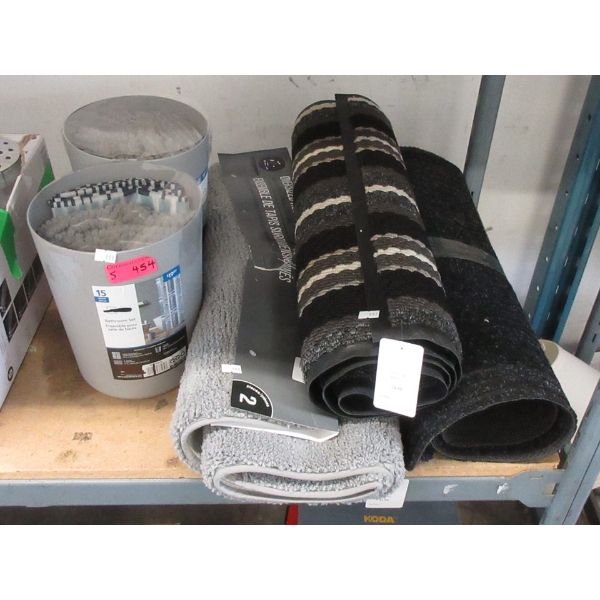2 Bathroom Sets & 3 Carpet Mats