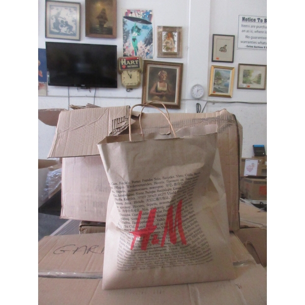Case of 350 New Medium Paper Bags w/Handles