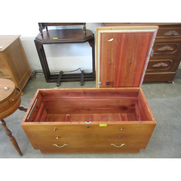 Lane Cedar Lined Oak Hope Chest Circa 1940