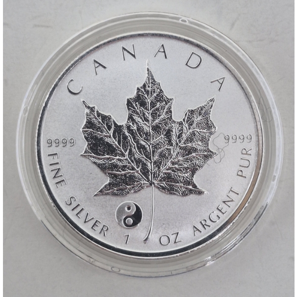 1 Oz .9999 Silver 2016 Maple Leaf Coin 