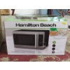 Image 1 : Hamilton Beach 0.7 Cu Ft  Microwave Oven 