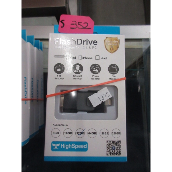 5 New 32GB Flash Drives for Apple Products - Black