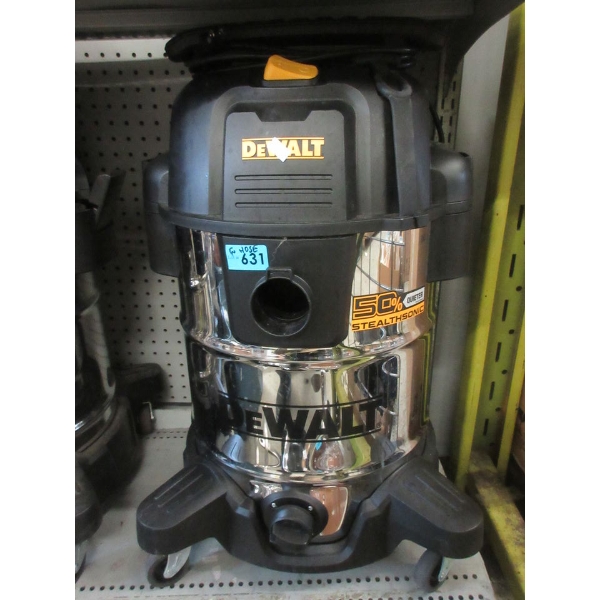 DeWalt Stainless Steel Wet/Dry Vac - 38L/10 Gallon 