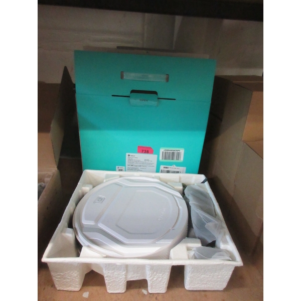 White LeFant M210 Robot Vacuum in Box