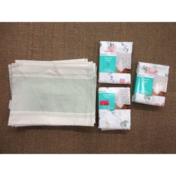 10 New Placemats & 3 New Table Cloths