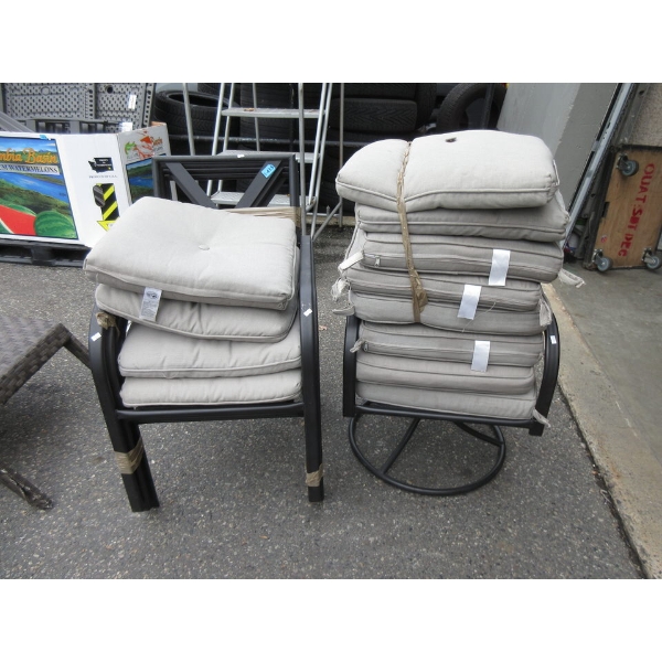 4 Metal Framed Patio Chairs & 12 Cushions