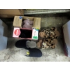 Image 1 : 4 Assorted Pairs of Ladies Slippers - 2 in boxes