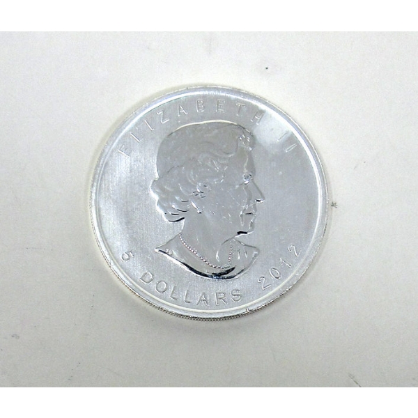 1 Oz .9999 Silver 2012 Maple Leaf Coin 