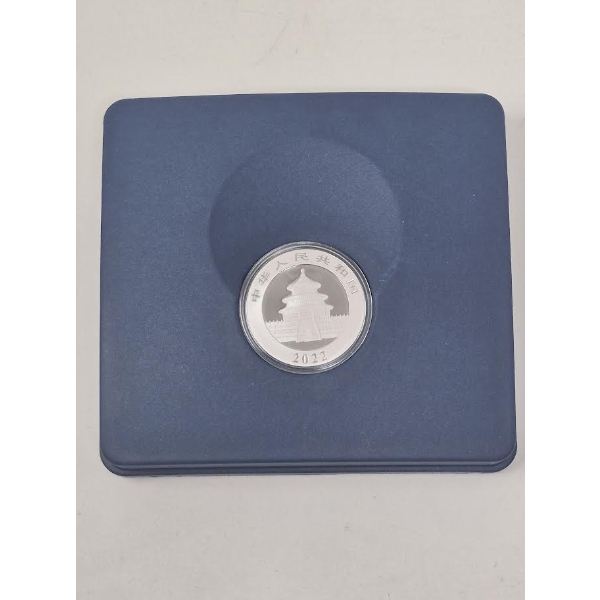 30 Gram .999 Fine Platinum Chinese Panda Commemorative Coin 