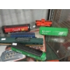 Image 4 : 2 Shelf Lot of HO Scale Train Cars, Track & More