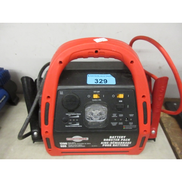 Motomaster Battery Booster Pack