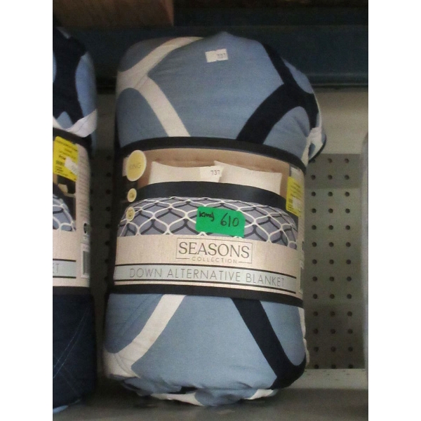 King Size Down Alternative Blanket - Blue Pattern