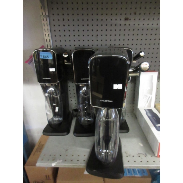 4 Sodastream Art Sparkling Water Makers 