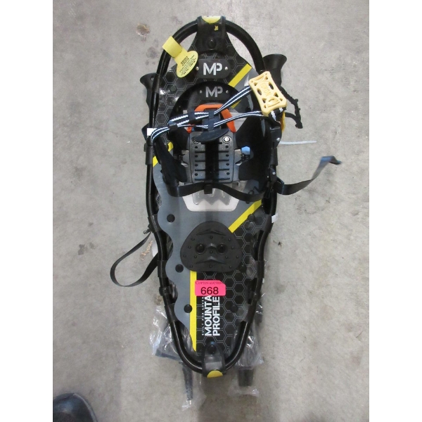 Mountain Profile 821 Snowshoes with Poles