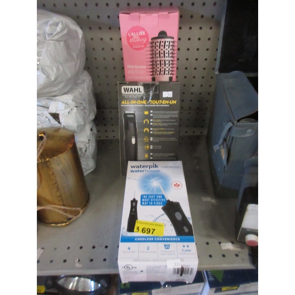 Water Flosser, Wahl Groomer & Blow Dry Brush