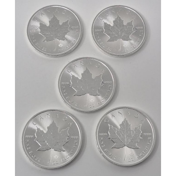 5 x 1 Oz .9999 Silver Canada Maple Leaf Coins