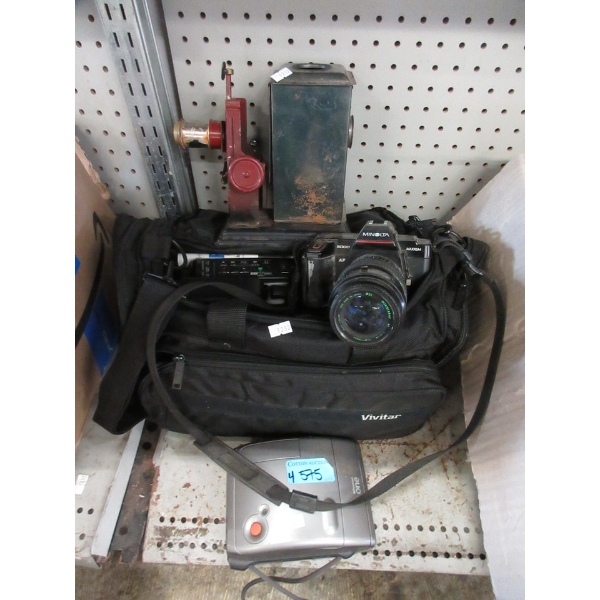 4 Assorted Pre Owned Vintage Cameras