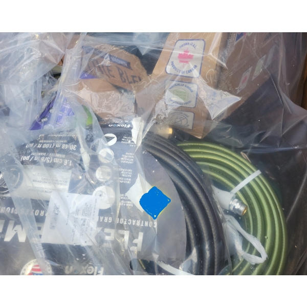 Skid of a Variety of Customer Return Goods 