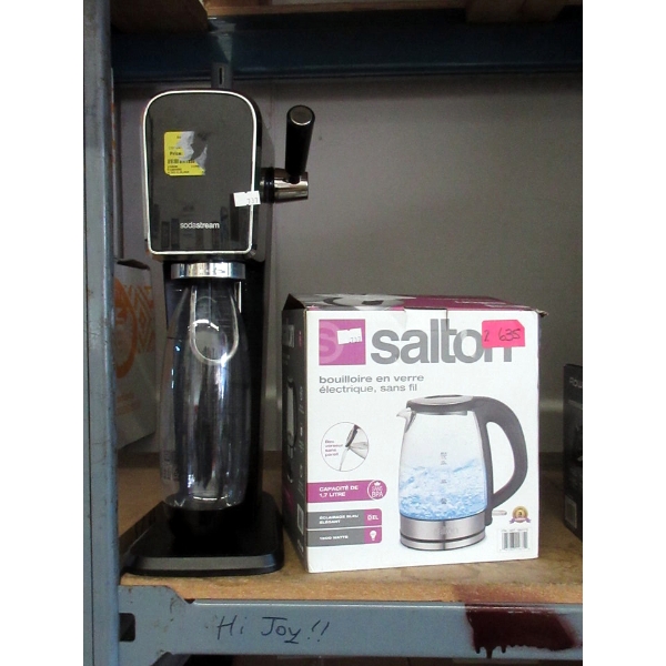 SodaStream Machine & Salton 1.7L Glass Kettle
