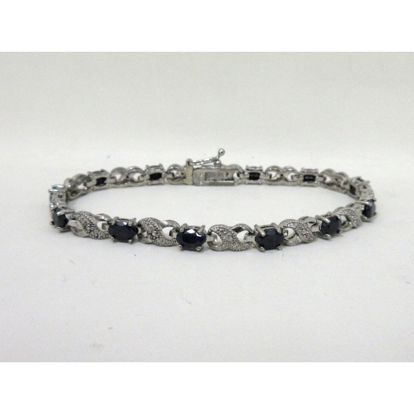 Blue Sapphire & Diamond Tennis Bracelet