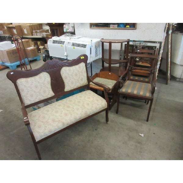 8 Piece Lot of Vintage Furniture & Mirror