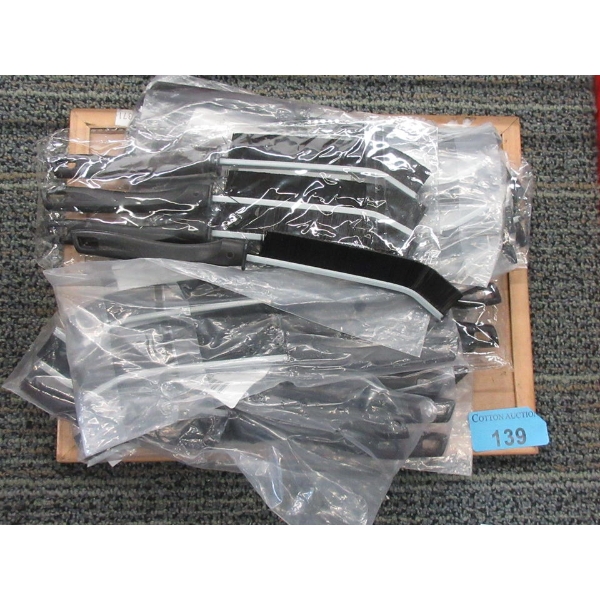 10 Packs of 3 New Hard Bristle Crevice Cleaners