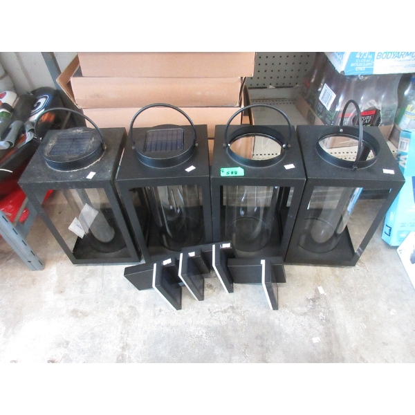 8 Assorted Solar LED Outdoor Lights