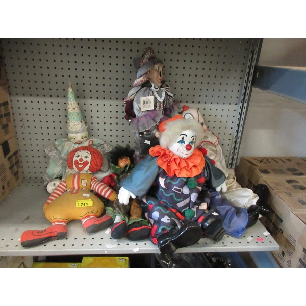 7 Collectible Dolls - Featuring 14" Ronald McDonald