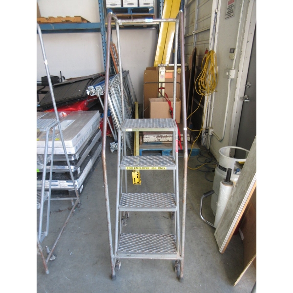 4 Step Rolling Warehouse Safety Ladder