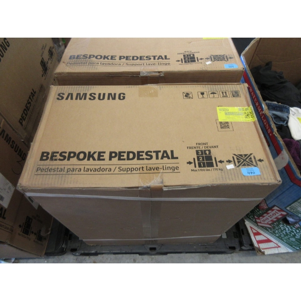 Samsung 27" Laundry Pedestal - Black