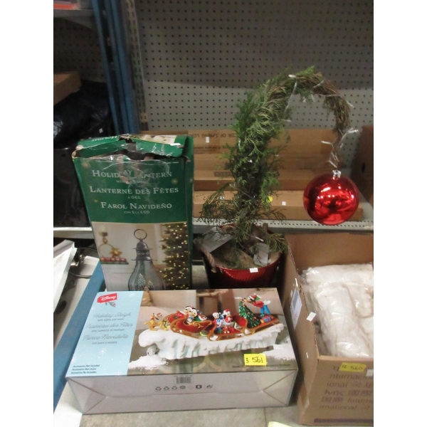 3 Piece Lot of Christmas Decorations 