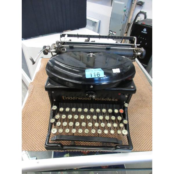 Antique Underwood Noiseless Manual Typewriter