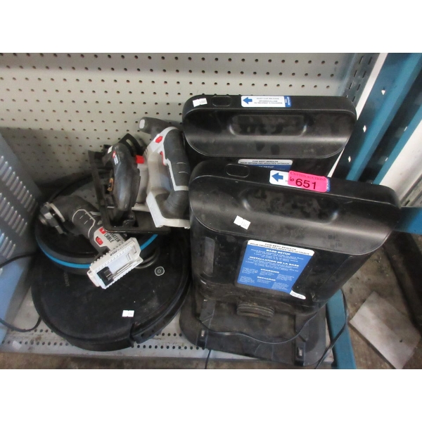 Robot Vacs, Docking Stations & Tools