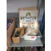 Image 1 : Lot of Assorted Vintage Goods 