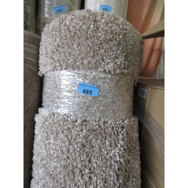 5' x 7' Beige Shag Area Carpet